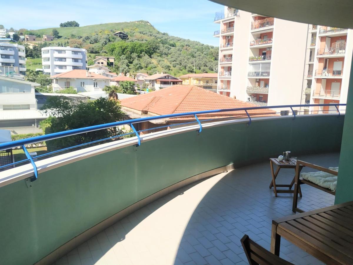 Appartamento Le Palme Montesilvano Exterior photo